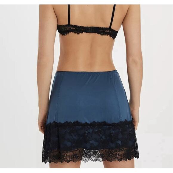 Free People Nwt￼ Party Crasher Half Slip Navy Combo Size Small - Picture 2 of 10